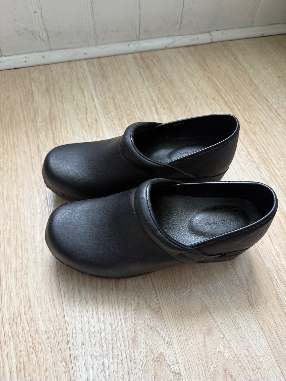 Croft & Barrow Sole Sense Ability Black Clogs Nurse Shoes Work Women Size 7